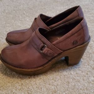 Born gray leather clogs with wood sole size 8.5